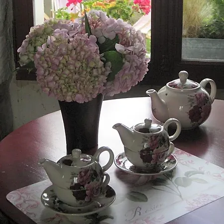 Couette-café Chanelle 4*
