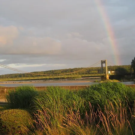 Chanelle Bed & Breakfast 4*